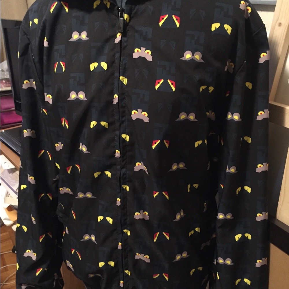 💯Authentic Fendi Peekboo Monster Jacket(M) Adult